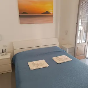 la-casetta-di-elia-lipari.sicilyhotelsitaly.net/