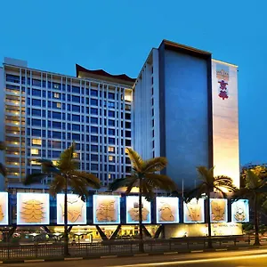 royal-at-newton.singapore-best-hotels.net/